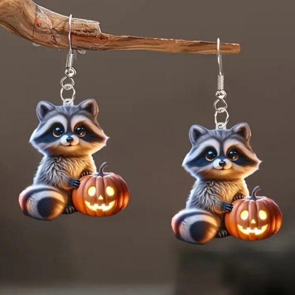 NEW Charming Raccoon and Pumpkin Acrylic Dangle Earrings - Picture 1 of 5